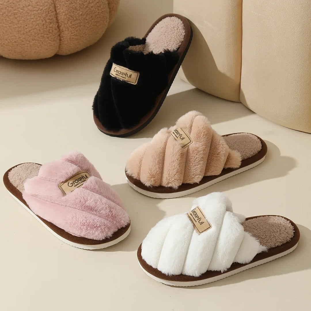 Graciette Sherpa Slides - Riley Grove