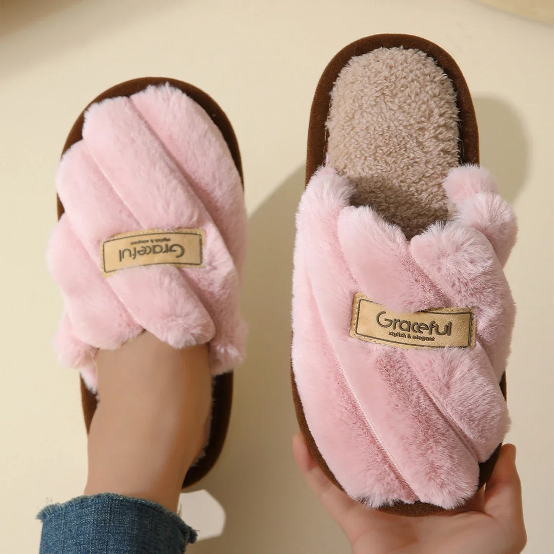Graciette Sherpa Slides - Riley Grove