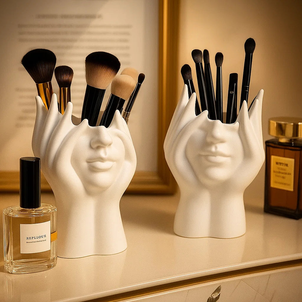 Bella Rossa Brush Holder - Riley Grove